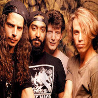 Soundgarden - Live & Alive