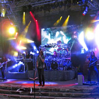 Dream Theater - 2004.03.07 - Centrale Del Tennis Foro Italico, Rome, Italy (CD 1)