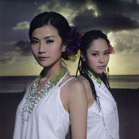 Twins (HKG) - Ho Hoo Tan