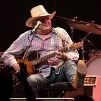 Jerry Jeff Walker (USA) - 2015.03.28 - Live in Paramount Theatre Austin, TX, USA (CD 1)