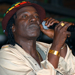 Alpha Blondy