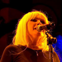 Blondie - 2010.06.12 - Live at Isle Of Wight, UK
