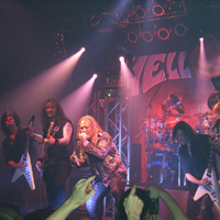 Helloween - Live 1st Partie of Iron Maiden (Paris, Bercy - 22.11.2003)