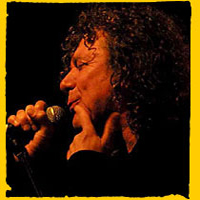 Robert Plant - Live at Frensh Radio Studio (06-09-2005)