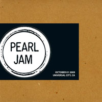 Pearl Jam - 2009.10.01 - Gibson Amphitheatre, Universal City (Los Angeles), California (CD 1)