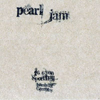 Pearl Jam - 2000.06.26 - Alsterdorfer Sporthalle, Hamburg, Germany (CD 1)