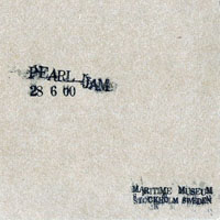 Pearl Jam - 2000.06.28 - Sjohistoriska Museet, Stockholm, Sweden (CD 1)