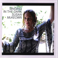McKeown, Susan - Singing In The Dark