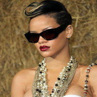 Rihanna - Rihanna Ft. Shyne - Rockstar (Remix) [Single]