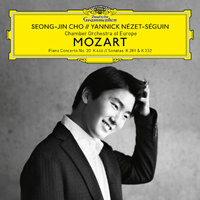 Cho, Seong-Jin - Mozart: Piano Concerto No. 20, K. 466; Piano Sonatas, K. 281 & 332