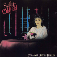 Oldfield, Sally - Strange Day In Berlin