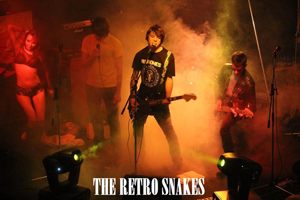 Retro Snakes